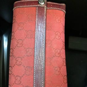 Red Gucci wallet